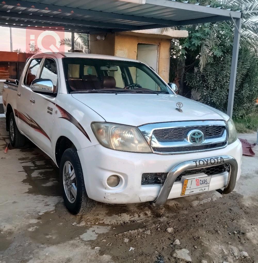 تويوتا هايلوكس